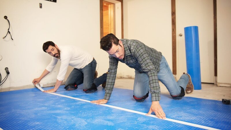 Jonathan (r.) und Drew (l.) – Bild: Warner Bros. Discovery