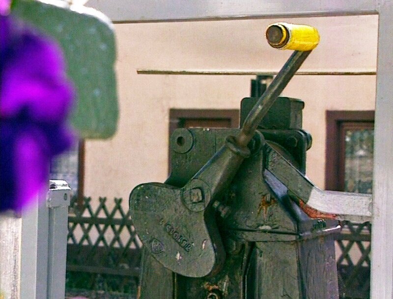 Die Handkurbel im Detail. – Bild: SWR