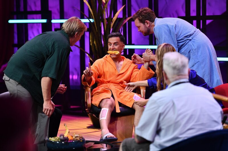 Özcan Cosar (l.); Bastian Bielendorfer (r.) – Bild: Steffen Z. Wolff