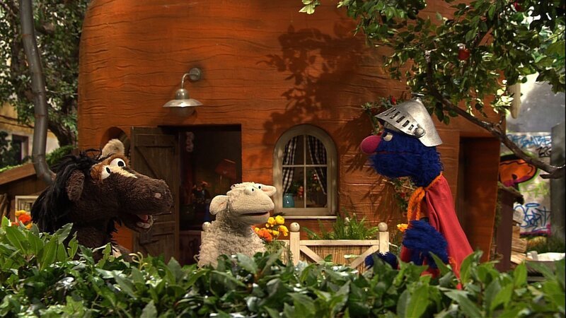 Pferd und Wolle bitten Supergrobi um Hilfe bei ihrem Problem. – Bild: NDR/​Sesame Workshop