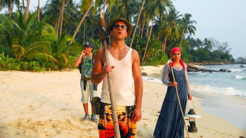 Costa (Arnel Taci, li.), Cem (Elyas M’Barek) und Yagmur (Pegah Ferydony) – Bild: RTLZWEI