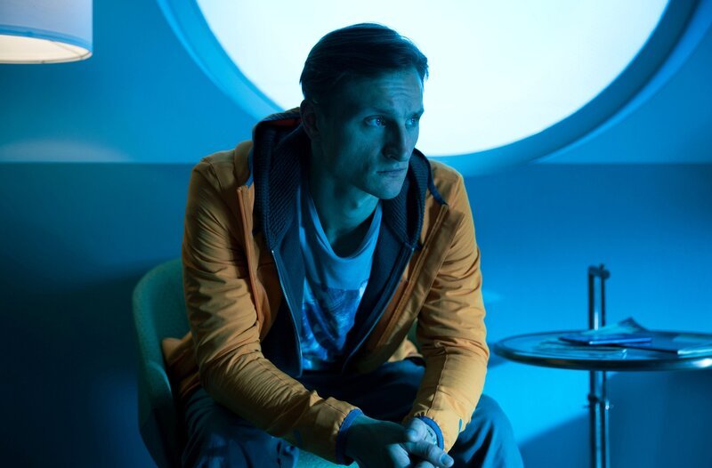 Oleg Tikhomirov spielt Florian Lehnert. – Bild: MDR/​Saxonia Media/​Rudolf Wernicke