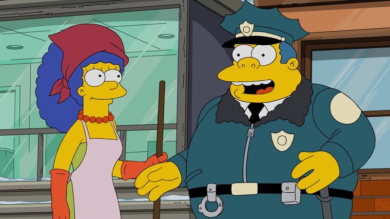 Um sich etwas dazuzuverdienen, heuert Marge (l.) als Tatortreinigerin an. Doch wird Chief Clancy Wiggum (r.) mit ihr zufrieden sein? – Bild: Fox and its related entities.