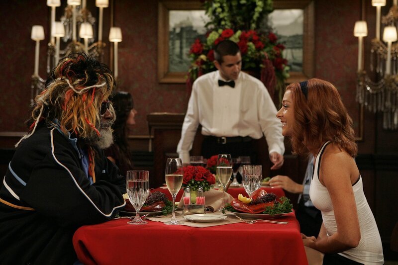 Lily (Alyson Hannigan, r.) genießt die Aufmerksamkeit ihres neuen Freundes, der Funk-Legende George Clinton (George Clinton, l.) … – Bild: © 20th Century Fox International Television