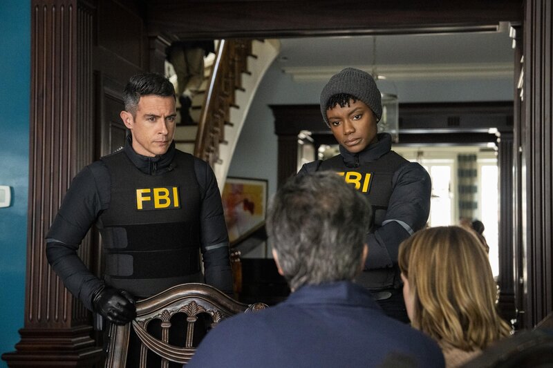 FBI SA Stuart Scola (John Boyd, l.); FBI SA Tiffany Wallace (Katherine Renee Kane, r.) – Bild: CBS Broadcasting, Inc.