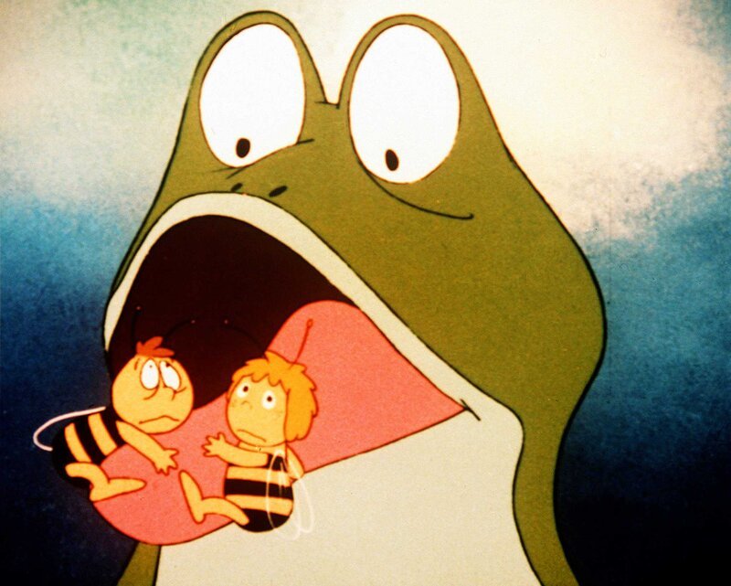 Verschwinden Maja und Willie im Maul des Frosches? – Bild: ORF (FS1/​FS2) /​ ORF1