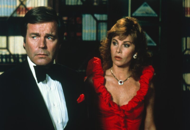 Jonathan Hart (Robert Wagner, l.); Jennifer Hart (Stefanie Powers, r.) – Bild: CPT Holdings, Inc.