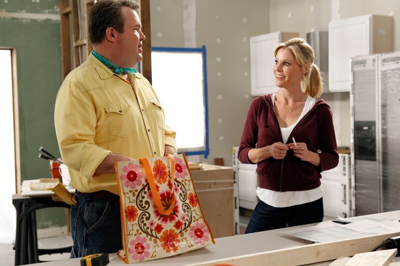 Cameron Tucker (Eric Stonestreet), Claire Dunphy (Julie Bowen). – Bild: ViacomCBS /​ Hopper Stone