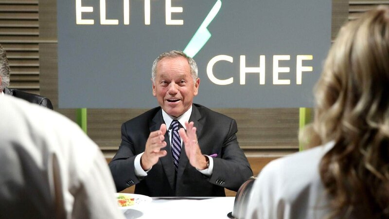 In der von Starkoch Wolfgang Puck (spielt sich selbst) präsentierten Kochshow „Elite Chef“ kommt es bei den Aufnahmen zur Finalrunde zum Eklat … – Bild: MG RTL D