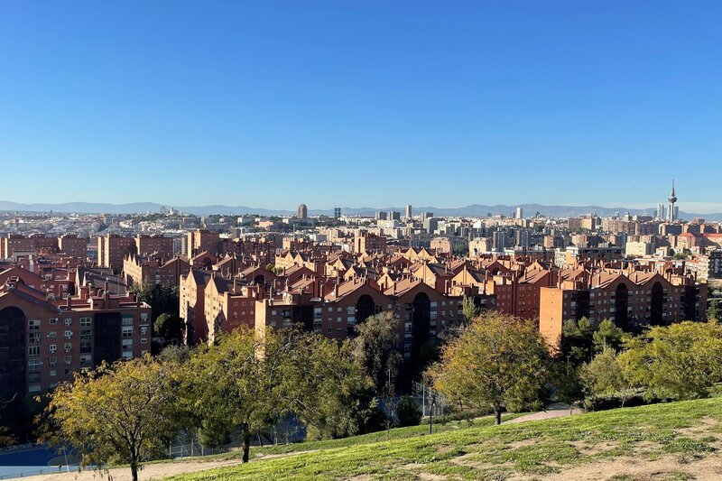 Spanien hat der Gewalt gegen Frauen mit Erfolg den Kampf angesagt. – Bild: ORF