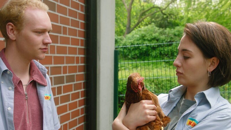 Titus (Bruno Alexander), Lisa (Lisa-Marie Koroll) – Bild: Amazon