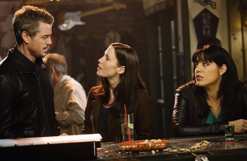 Haben wegen den unterschiedlichsten Gründen Herzrasen: Mark (Eric Dane, l.), Lexie (Chyler Leigh, M.) und Callie (Sara Ramirez, r.) … – Bild: American Broadcasting Companies, Inc. /​ Randy Holmes