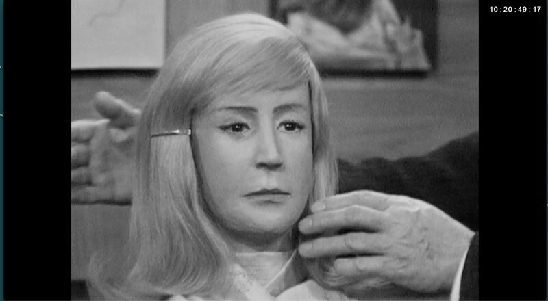 Der Dokumentarfilm beschreibt auch den Wandel von Mentalität, Wertvorstellungen, Technologie, Kriminalistik und Medienwelt. – Bild: ZDF und ZDF.