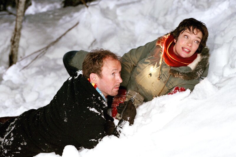  Sina (Aglaia Szyszkowitz) und Carl (Ulrich Noethen) suchen ihren Sohn Felix, der vor den Streitereien seiner Eltern in die Nacht geflohen ist. – Bild: ORF/​Monaco Film/​Erika Ha