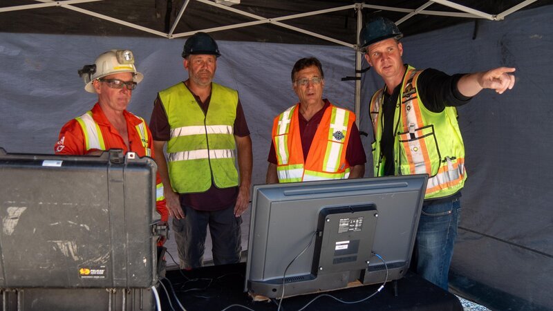 Marty Lagina (2.v.r.) – Bild: Prometheus Entertainment