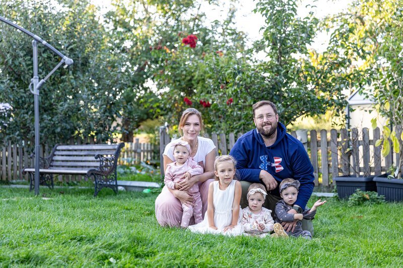 Familie Ullmann in ihrem Garten. – Bild: Raphael Kast / BR / BR/Raphael Kast Familie Ullmann in ihrem Garten. – Bild: Raphael Kast / BR / BR/Raphael Kast