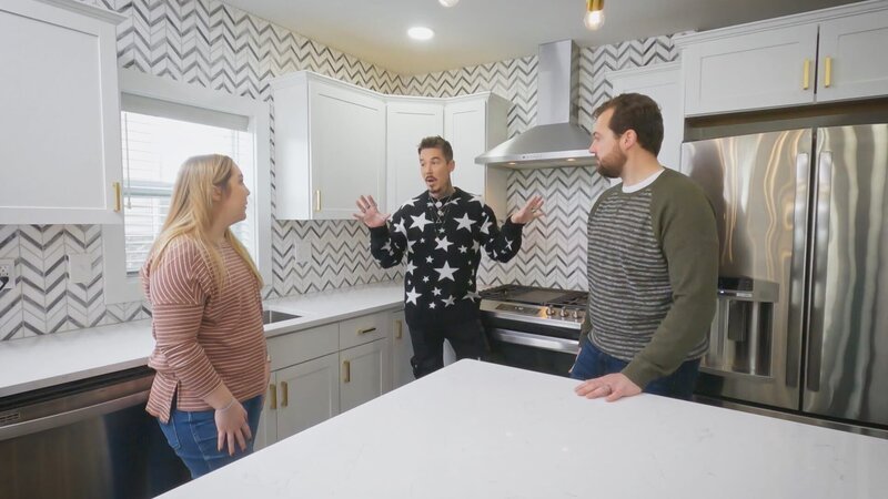 Lottogewinner mit David Bromstad. – Bild: Warner Bros. Discovery