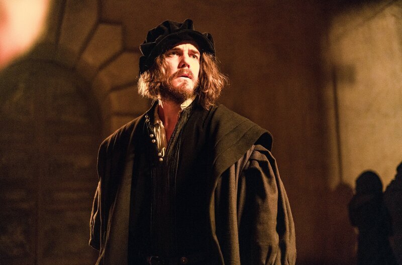 Eddie Mann als Michelangelo, der mit knapp 20 Jahren nach Florenz kommt – Bild: Ludovic Robert /​ BBC Studios