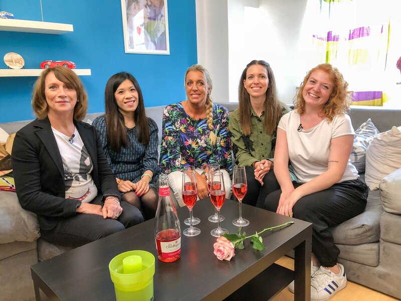 V.l.: Brigitte, Milly, Birgit, Ana und Annelie – Bild: MG RTL D /​ Constantin Ent.