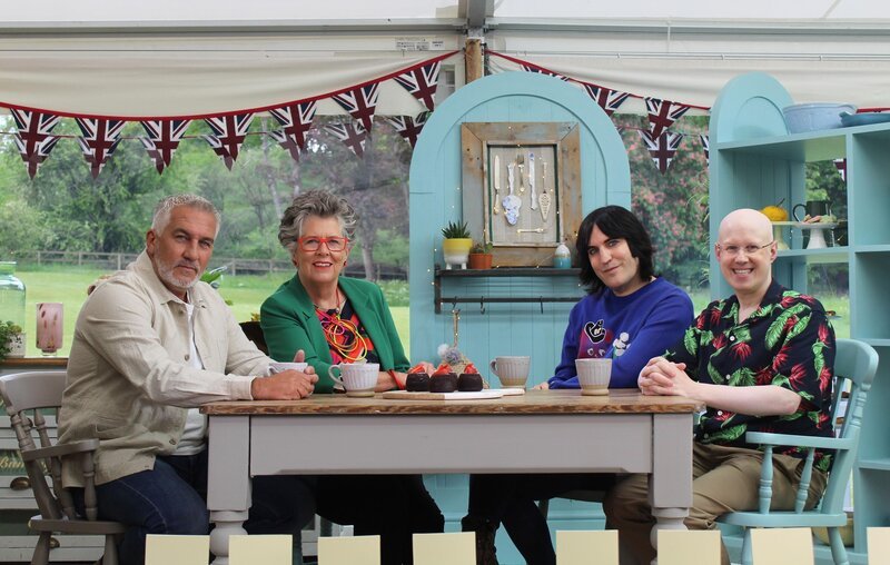 (v.l.n.r.) Paul Hollywood; Prue Leith; Noel Fielding; Matt Lucas – Bild: Love Productions MMXXII /​ Jake Stoodley