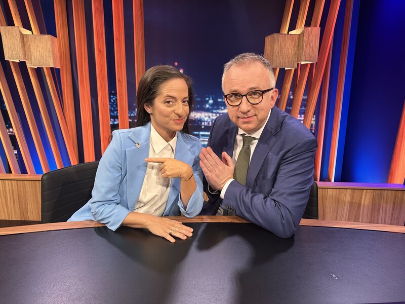 Caroline Athanasiadis, Peter Klien. – Bild: ORF/​Gebhardt Productions