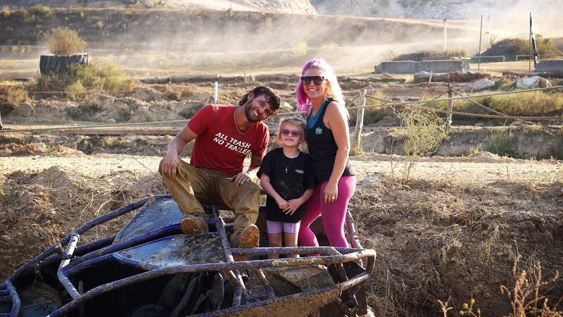 Bryce Sparks (l.) – Bild: Warner Bros. Discovery