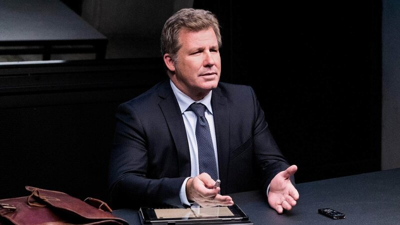 Sergeant Boyer (Larry Poindexter). Die Verwendung des sendungsbezogenen Materials ist nur mit dem Hinweis und Verlinkung auf TVNOW gestattet. – Bild: RTL /​ Sony Pictures Television Inc. and CBS Studios Inc.