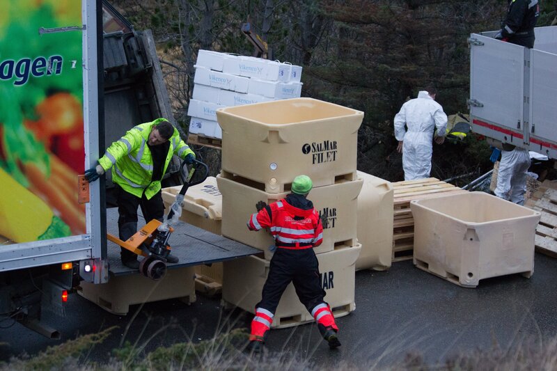 FROYA, NORWAY – Trucks coming to transport the salmon away.â€¨â€¨(photo credit:  National Geographic Channels/​ITV Studios Norway) – Bild: Copyright © The National Geographic Channel.