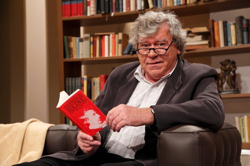 Tilman Spengler führt durch die Literaturgeschichte. – Bild: BR/​Foto Sessner