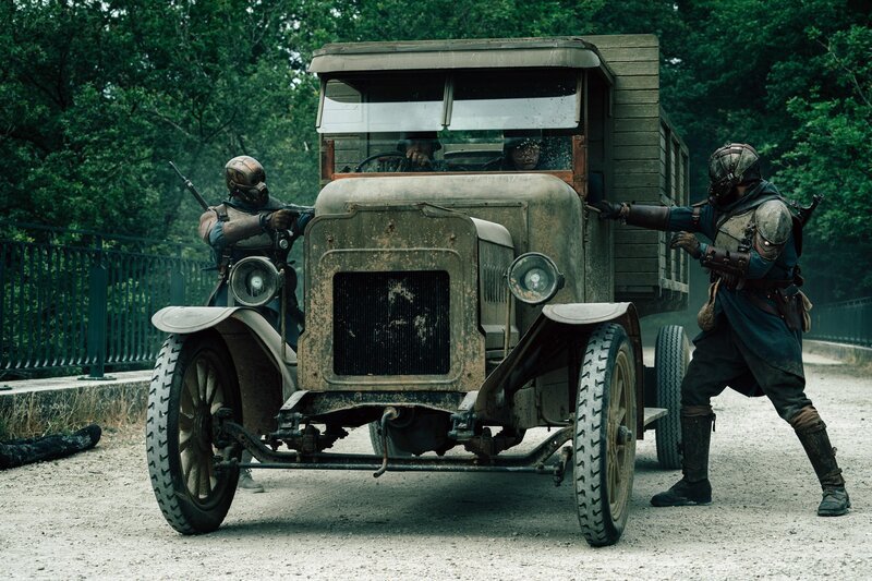 Illustration, Décor – Bild: FEDERATION STUDIOS – ESPRITS FRAPPEURS /​ CANAL+ /​ Caroline Dubois