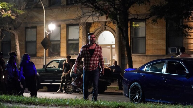 Adam Ruzek (Patrick John Flueger) – Bild: AXN