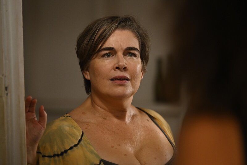 Maureen (Pippa Grandison) – Bild: David Dare Parker