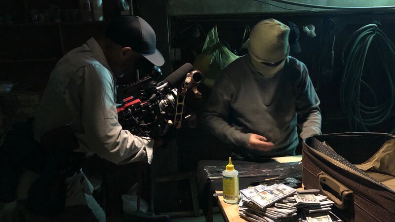 Lima, Peru – Counterfeit money. (National Geographic) – Bild: Copyright © The National Geographic Channel.