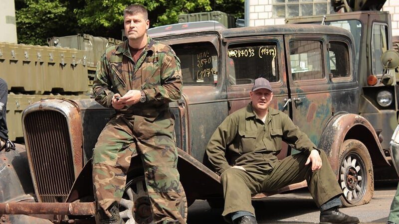 Michael Kurkowsky (l.) und Ingo (r.) – Bild: Warner Bros. Discovery