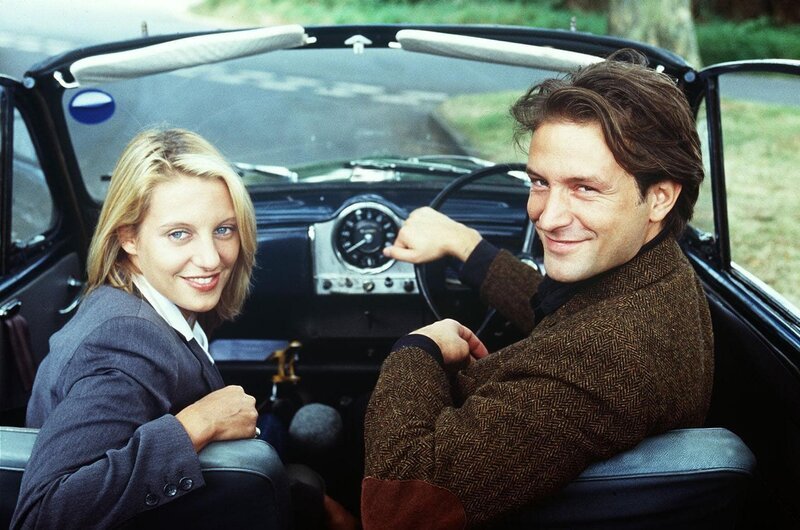 „Rosamunde Pilcher: Melodie der Herzen“. Im Bild: George (Björn Kegel-Casapietra) und Allyssa (Nina Bagusat) genießen die wenigen Tage der Zweisamkeit. George studiert Jura und kommt nur in den Semesterferien nach Hause. – Bild: ORF (FS1/​FS2)