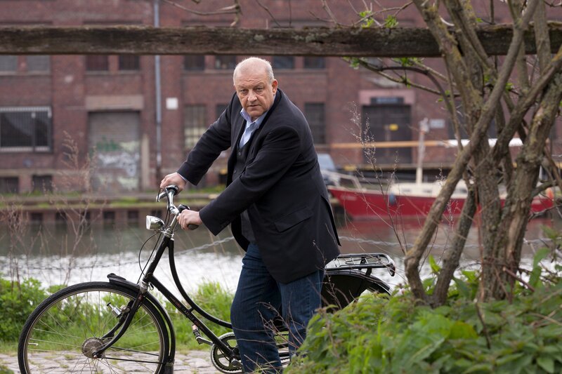 Georg Wilsberg (Leonard Lansink) – Bild: ZDF/​ZDF/​Thomas Kost