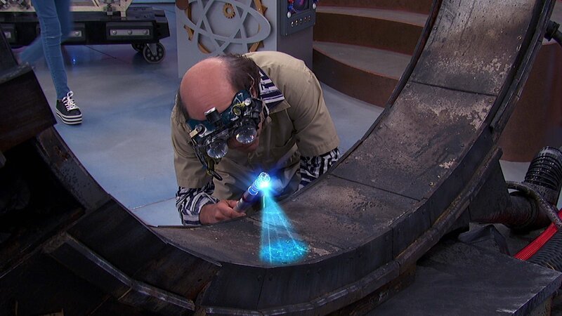 Schwoz (Michael D. Cohen) – Bild: ViacomCBS