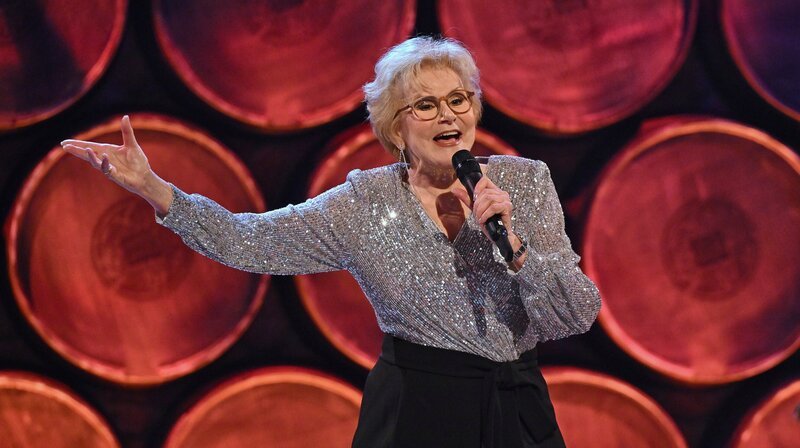 Peggy March feiert Weihnachten mit Andy Borg. – Bild: SWR/​Kerstin Joensson /​ SWR Presse/​Bildkommunikation