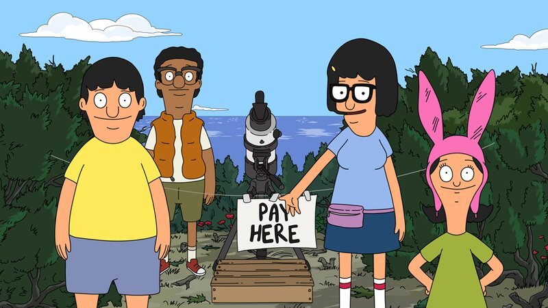 Arbeiten daran, den Nudistenstrand durch ein Teleskop zu beobachten: Louise (r.), Gene (l.) und Tina (2.v.r.) arbeiten mit Darryl (2.v.r.) … – Bild: ViacomCBS /​ FOX /​ FOX BROADCASTING /​ BOB’S BURGERS and TCFFC ALL RIGHTS RESERVED.