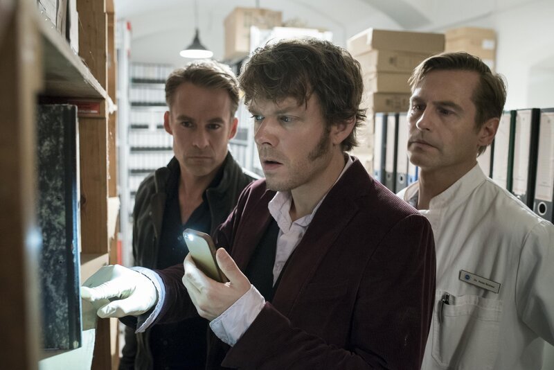 v.l.n.r.: Jan Maybach (Marco Girnth), Tom Kowalski (Steffen Schroeder), Dr. Peter Richter (Rainer Frank) – Bild: ZDF /​ Uwe Frauendorf