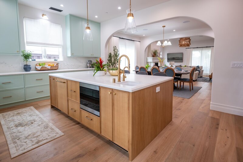 Bild: SBE (Forever 4) Inc.