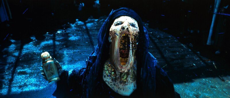 Die Mumie bringt auf der Suche nach einem geeigneten Menschenopfer die zehn Plagen über Ägypten. – Bild: VOX