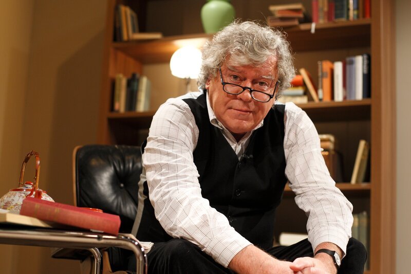 Tilman Spengler führt durch die Literaturgeschichte. – Bild: BR/​Foto Sessner