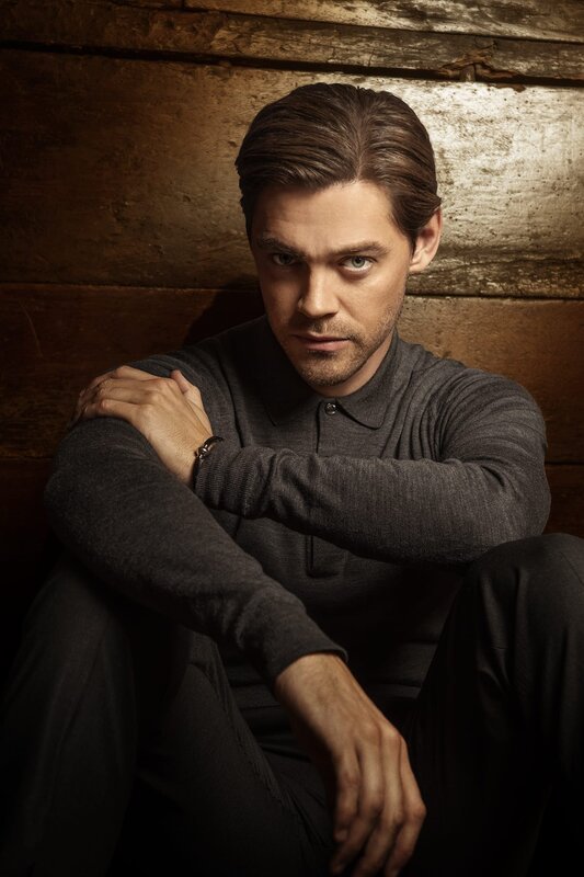 Malcolm Bright (Tom Payne) – Bild: Warner Bros. Entertainment Inc.