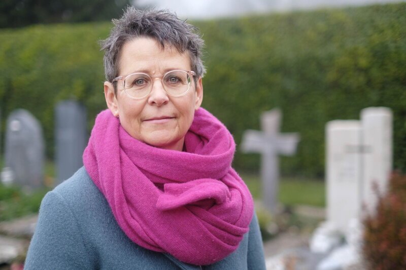 Fenster zum Sonntag - Advent ohne dich. Protagonistin Ruth Spadin. – Bild: SRF1 Fenster zum Sonntag - Advent ohne dich. Protagonistin Ruth Spadin. – Bild: SRF1