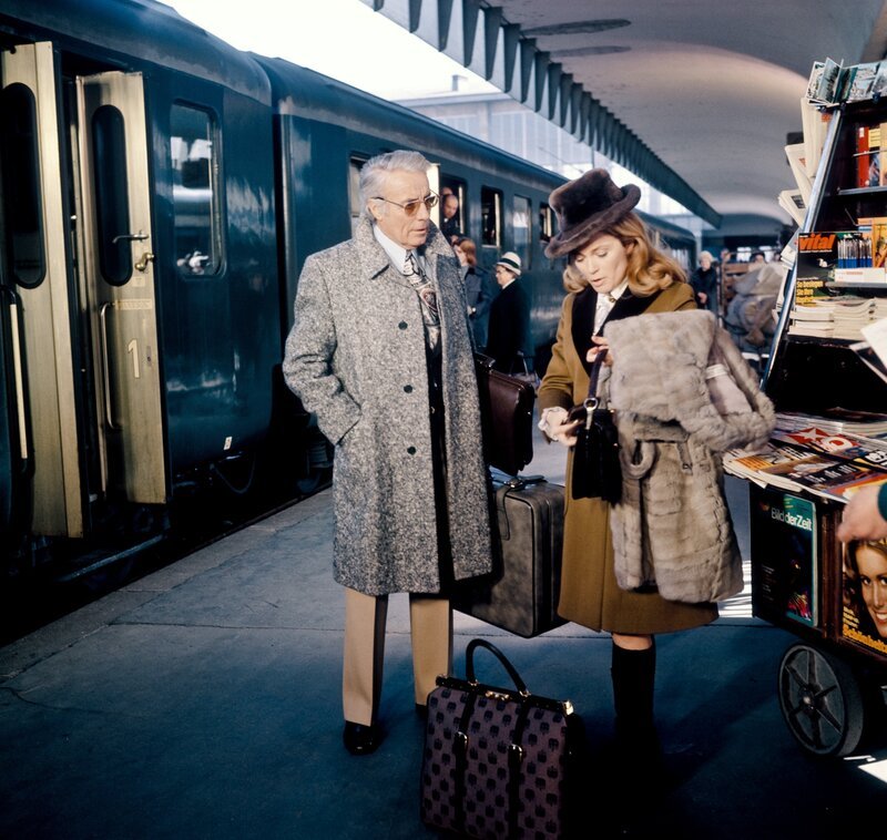 Johannes Heesters (Marinus de Ryder), Ulla Jacobson (Opernsängerin Both). – Bild: ORF III