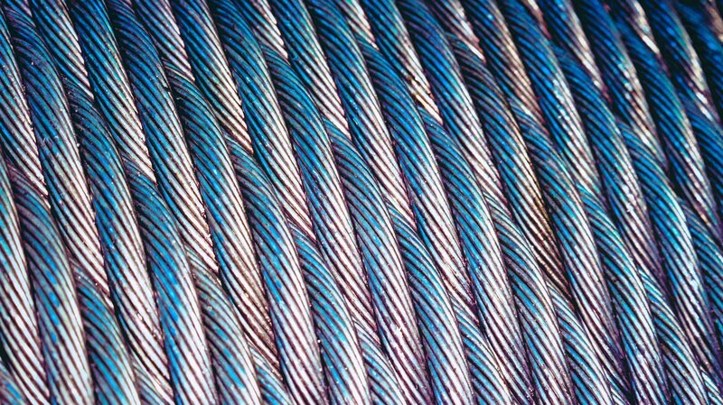 Steel Cable – Bild: DanielAzocar /​ Getty Images/​iStockphoto