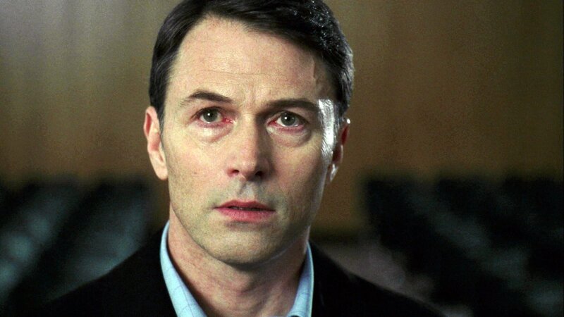 Hat Reverend Curtis (Tim Daly) den Lover seines homosexuellen Sohnes bestialisch ermordet? – Bild: VOX