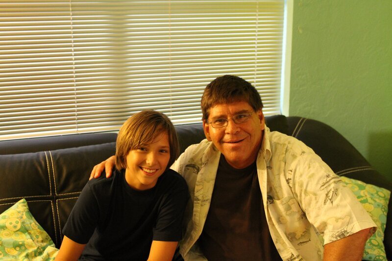 Damian Harper (l.); Jack Harper (r.) – Bild: ATLAS MEDIA CORPORATION