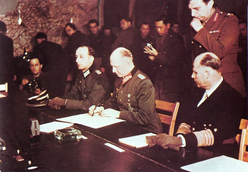 Kapitulation in Reims 7. Mai 1945 – Bild: TVNOW /​ Spiegel TV